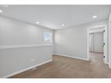 2081 Silverstone Dr - Photo 24