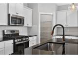 2081 Silverstone Dr - Photo 7