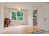 1195 Hallinan St - Photo 5