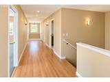 144 Duane St - Photo 20
