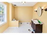 144 Duane St - Photo 25