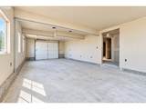 144 Duane St - Photo 29