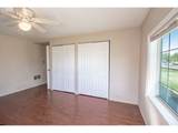 1267 Pleasant St - Photo 10