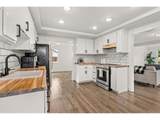 406 Jones St - Photo 8