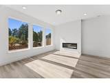 922 Rosebud Ct - Photo 10