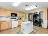 381 Wisconsin St - Photo 21