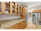 2935 Thurman St - Photo 16