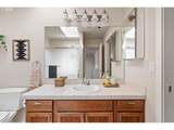 7102 Stonewater St - Photo 28