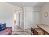 7102 Stonewater St - Photo 30