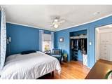622 Hayter St - Photo 13