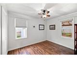622 Hayter St - Photo 17