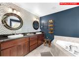 401 16TH St - Photo 17