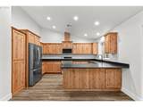1546 Poplar Dr - Photo 11