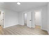 512 Eastman Pkwy - Photo 28