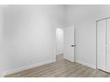 512 Eastman Pkwy - Photo 35