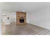 512 Eastman Pkwy - Photo 9