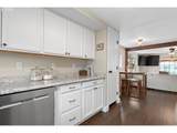 1220 Court Ave - Photo 14