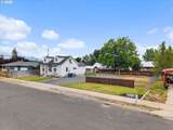 1220 Court Ave - Photo 2
