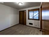 992 Sunset Dr - Photo 18