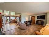 1360 Sunset Ln - Photo 3