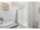10045 Clinton St - Photo 18