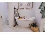 833 Montana Ave - Photo 22