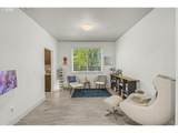 1424 Goodwin St - Photo 8