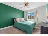 805 Victoria Ave - Photo 19