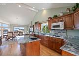 900 Bearberry Ln - Photo 6