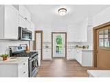 3957 Burnside St - Photo 9