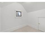 2516 Clackamas St - Photo 28