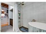 725 Flanders St - Photo 19