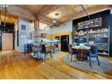 725 Flanders St - Photo 2