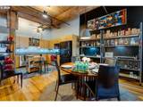 725 Flanders St - Photo 3