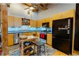 725 Flanders St - Photo 8