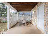2340 Crestline Dr - Photo 34