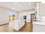 1567 9TH Ave - Photo 4