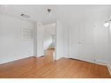 5624 Glisan St - Photo 26