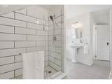 5624 Glisan St - Photo 33