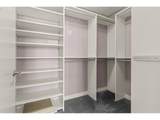 922 11TH Ave - Photo 35