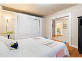 1104 Columbia St - Photo 10