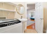 1104 Columbia St - Photo 21