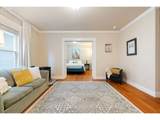 1104 Columbia St - Photo 7