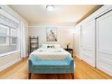1104 Columbia St - Photo 8