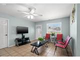 2511 Curlew St - Photo 11