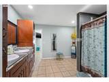 2511 Curlew St - Photo 18
