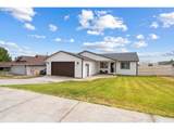 2511 Curlew St - Photo 33