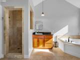 2361 Edgewood St - Photo 9