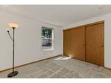 13216 Salmon Creek Ave - Photo 18