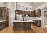 445 Hunsaker Ln - Photo 11